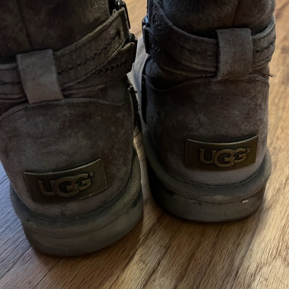 Brown Uggs - Picture 3 of 3